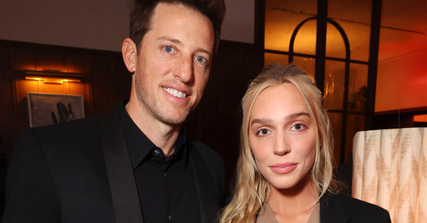 Alex Cooper’s Real Crisis: Inside the Matt Kaplan Controversy & Unwell Network Drama