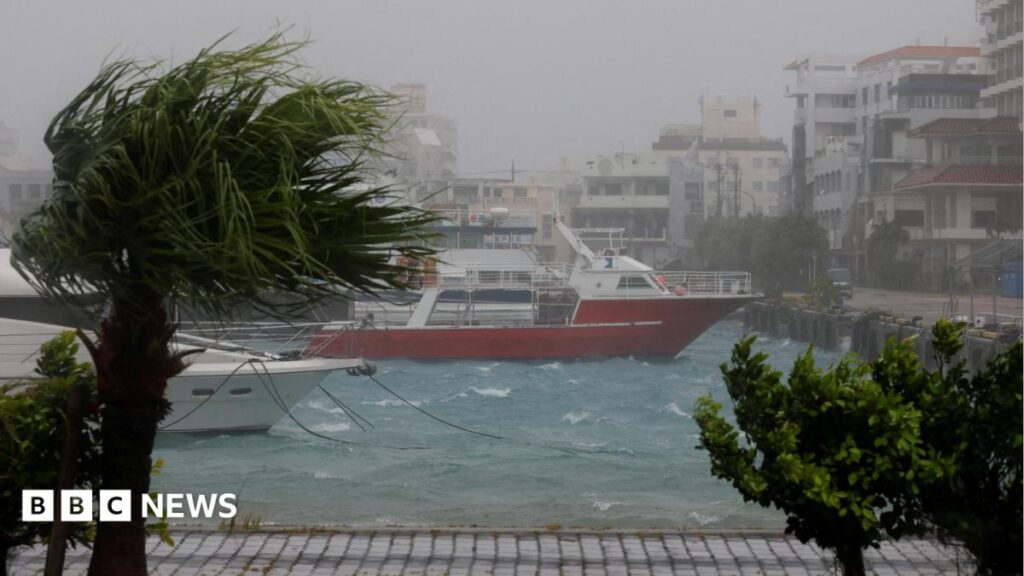 2M Evacuated as Typhoon Hits Zhejiang China
