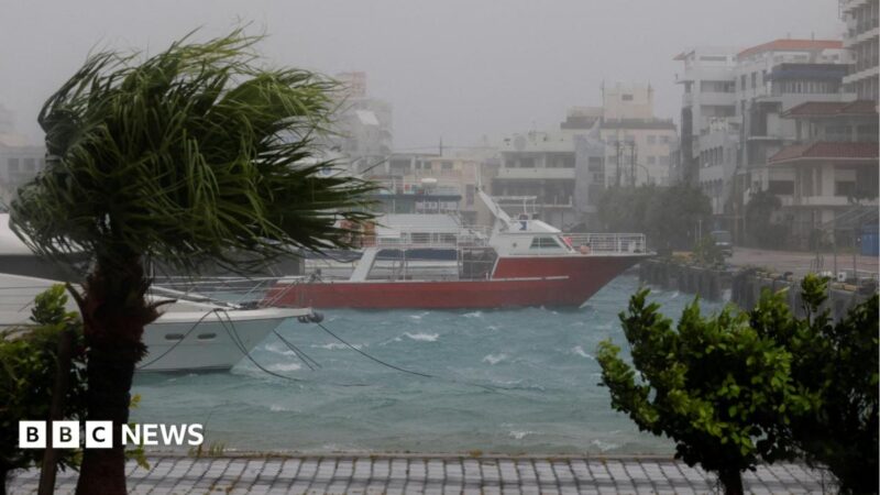 2M Evacuated as Typhoon Hits Zhejiang China