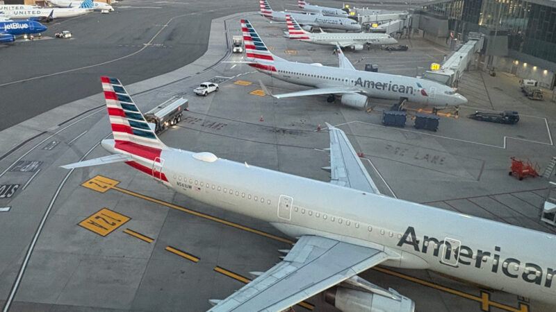 American Airlines Stock Drops 8% in 2026 on Fuel Costs