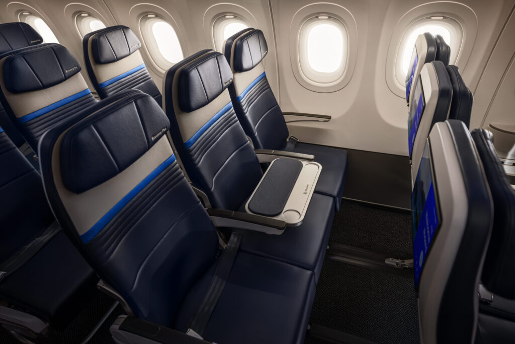 United Airlines Sells Empty Middle Seats on A321XLRs