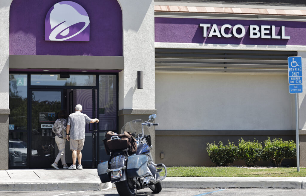 Taco Bell Cyclosporiasis Outbreak Hits Stocks in 2026