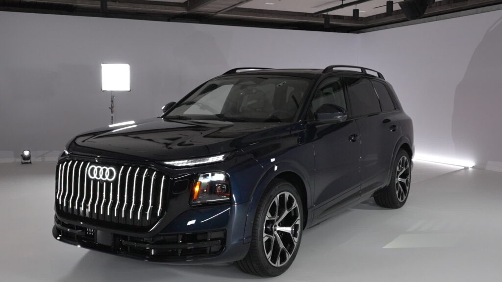 Audi Launches Q9 SUV in US Market 2026