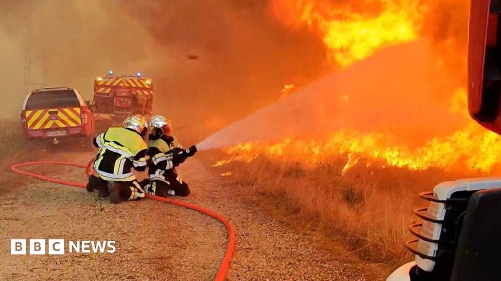 Gironde Wildfires Intensify Ahead 40C Heatwave 2026