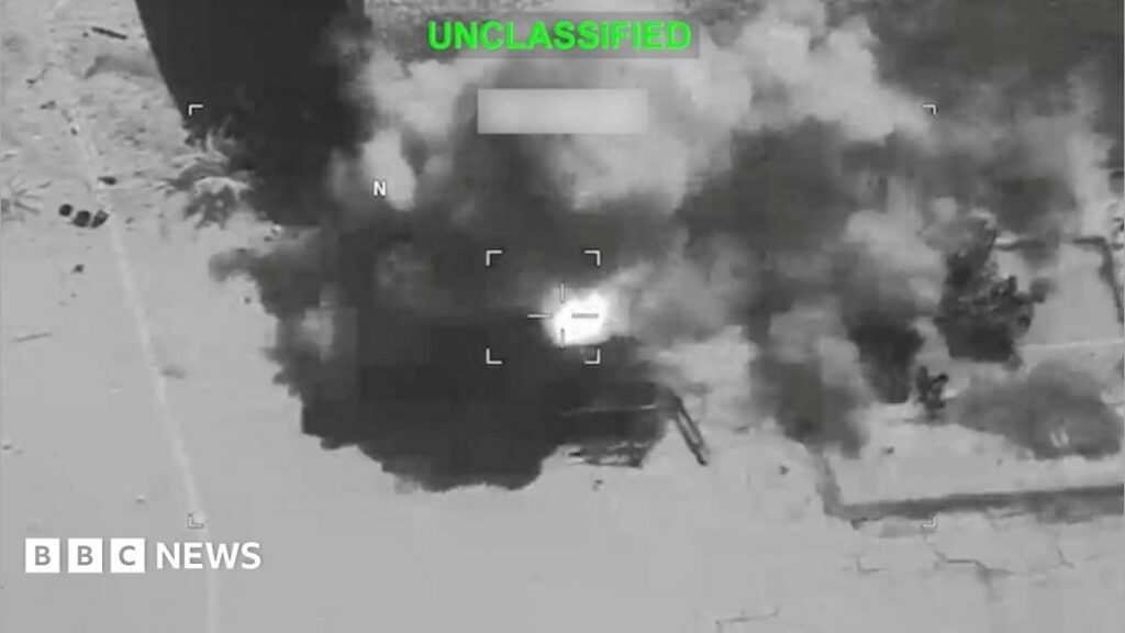 Trump Warns Iran of US Strikes on Bridges, Power Plants in 2026