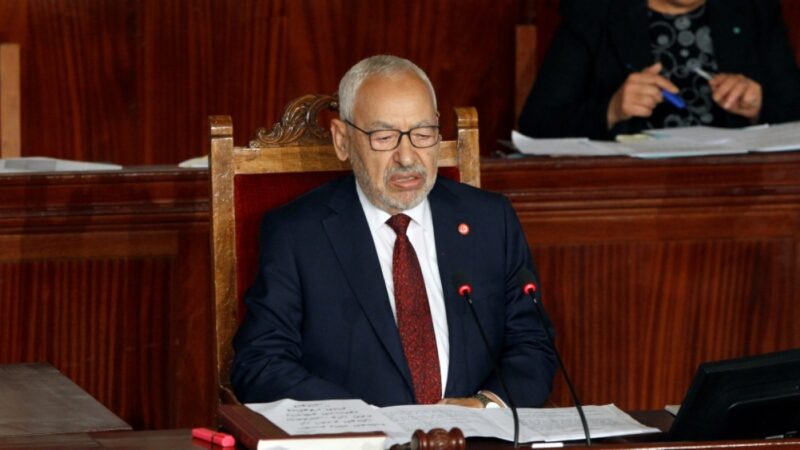 Tunisian Prison Incident: Ahmed Nejib Chebbi’s Daughter Witnesses Ghannouchi Fainting