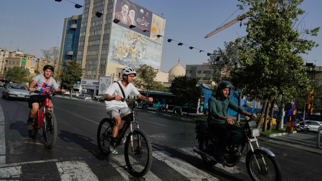 Trump Threatens Iran with Strikes Amid Tehran Attacks on Gulf States