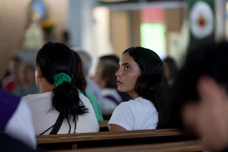 Venezuela 7.3 Quake Survivor Mourns 5 Friends in 2026