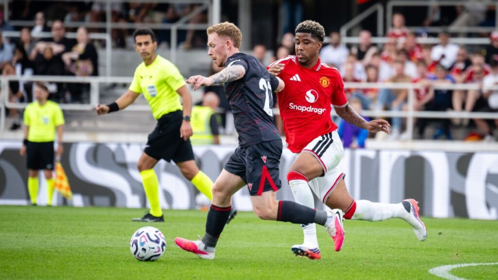 Wrexham Beats Man Utd 1-0 in Helsinki Friendly 2026