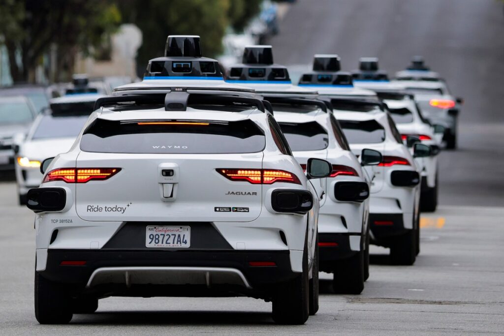 Waymo Resumes San Francisco Service After 1-Hour Pause Due To Outage