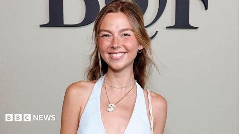 TikTok Star Sydney Towle Dies at 26 After Cancer Battle, Spotlight on Health Influencers and Digital Grief