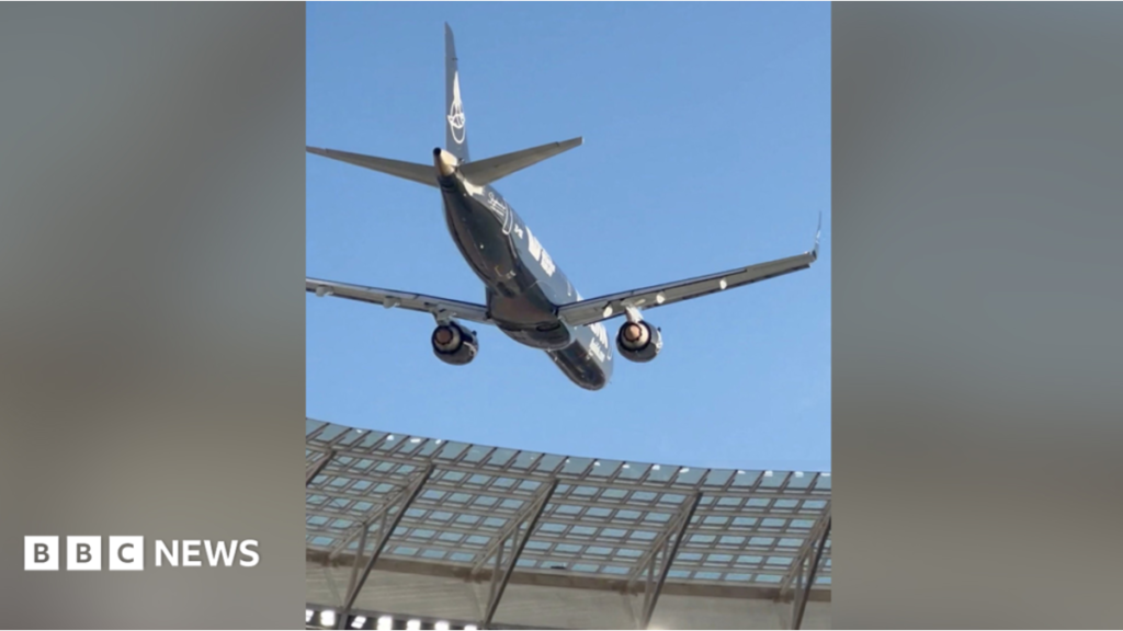 Airlink defends low‑altitude aerial stunt over Johannesburg’s FNB Stadium, 2026: safety, branding and regulatory fallout