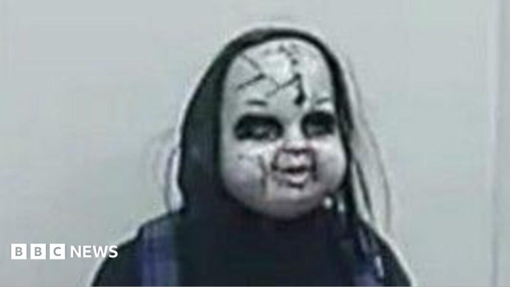 Man in Chucky-Style Mask Terrorises Philadelphia Residents Near City Hall, June 2026 Threats Spark Safety Debate