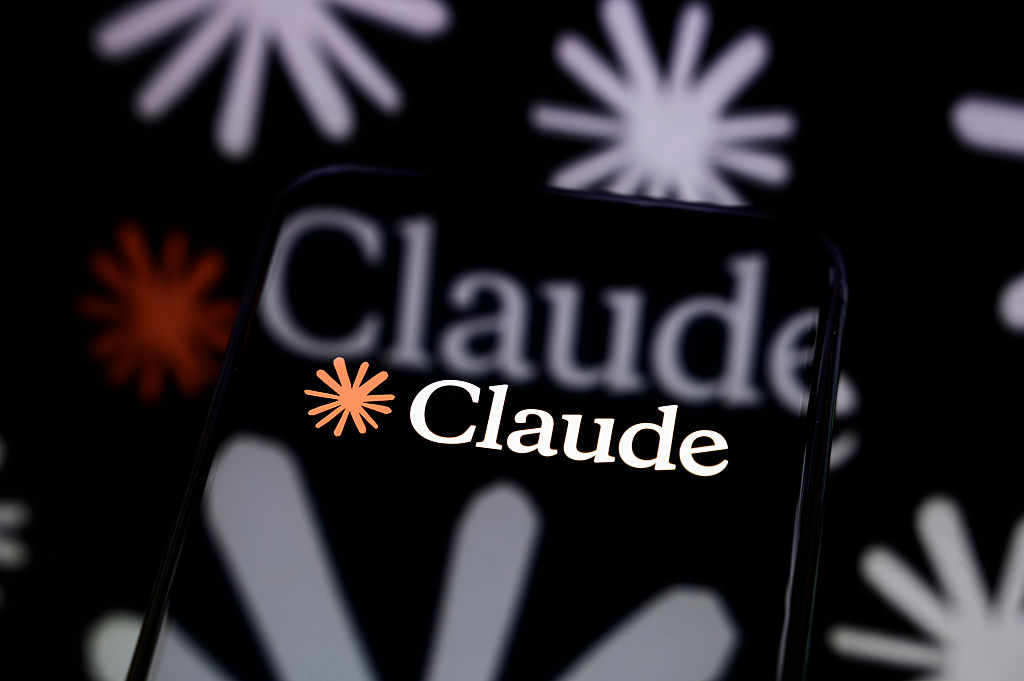 Anthropic makes Claude Code auto mode default in 2026, changing AI‑assisted coding