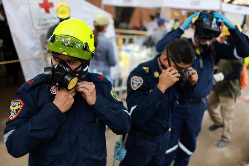 Colombia Earthquake Search Teams Dig Through Rubble a Week After 6.5‑Magnitude Quake, Aid Expands
