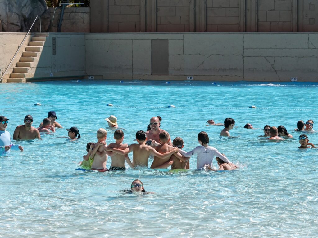 2026 AP‑NORC poll: US adults feel record heat strain as climate‑change belief dips to 52%