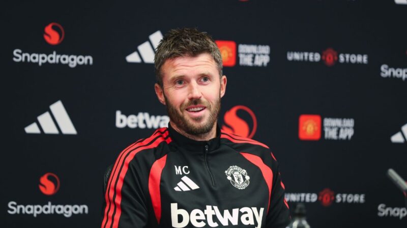 Michael Carrick calls ‘ridiculous’ claims of easy start for Manchester United 2026