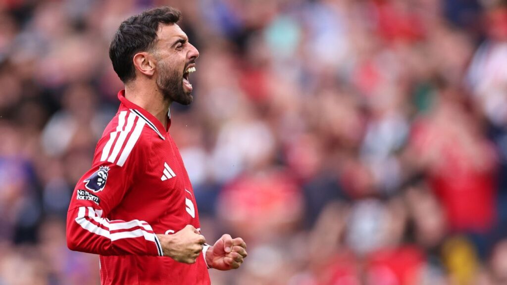 Manchester United 5-2 Ipswich Town: Bruno Fernandes Hat‑Trick Fuels Title Push, August 31 2026