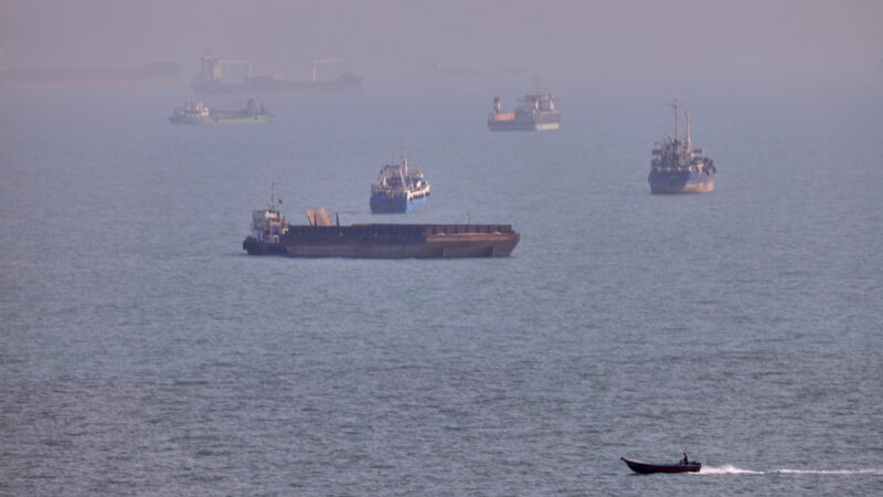 US‑Iran attacks flare in Strait of Hormuz, UAE and Jordan targets – 2026 escalation