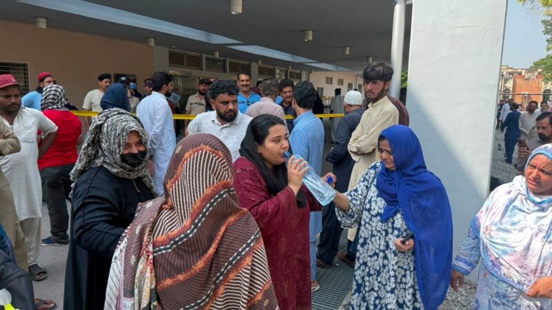 Pakistan hospital nursery fire kills 14 newborns in Islamabad, inquiry ordered