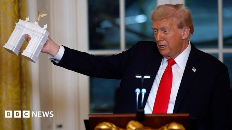 Trump says his planned triumphal arch will double as a military ammunition complex, 2026