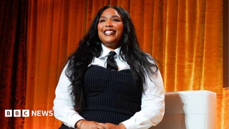 Lizzo celebrates judge’s dismissal of lawsuit against production company in 2026