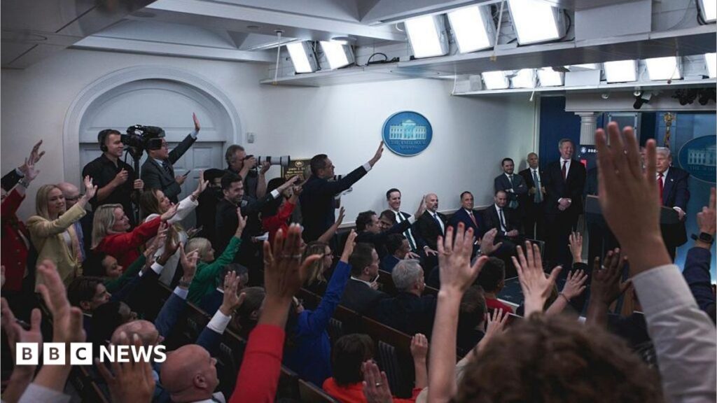 Trump bans CNN, MS NOW, Politico reporters from White House access – Sept 2026