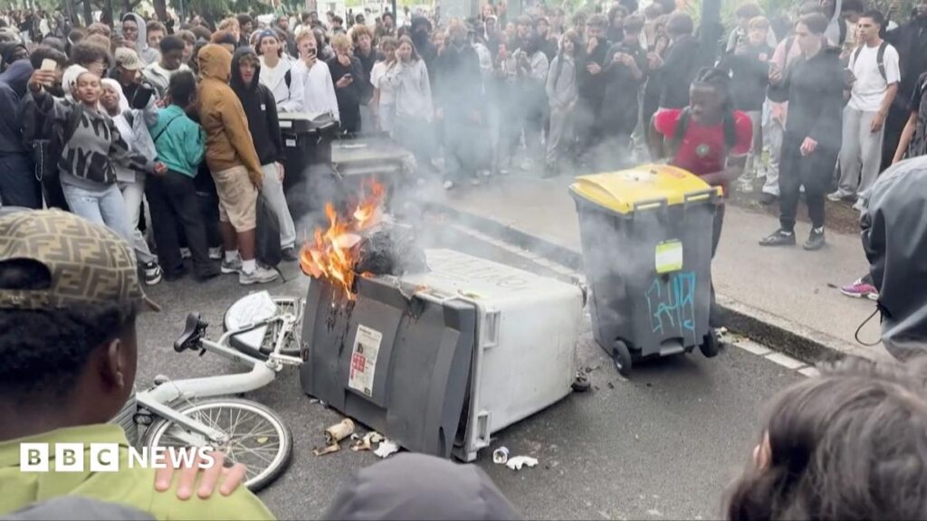 France school protests 2026: fires, blockades and 400 arrests spark diaspora concerns
