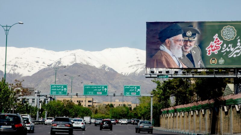 Fuel tanker blast on Iran’s Hamedan‑Sanandaj highway kills 10, injures 6 – impact on oil transport and African markets 2026