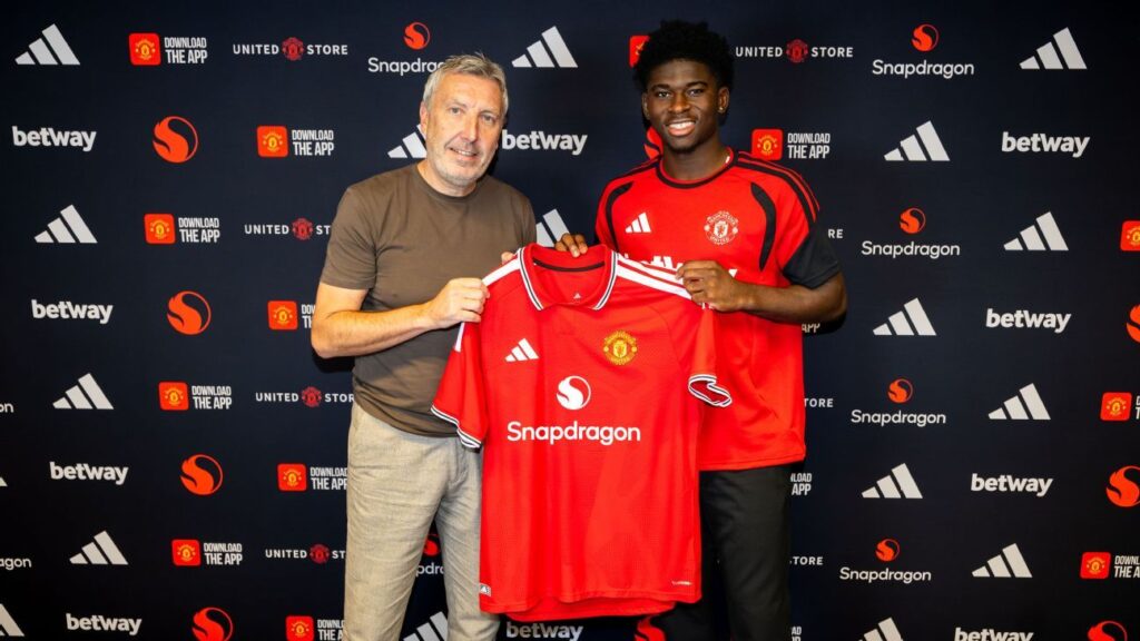 Manchester United’s ‘building blocks’ transfer plan misses left‑back target in 2026 – why Omar Berrada and Jason Wilcox fell short