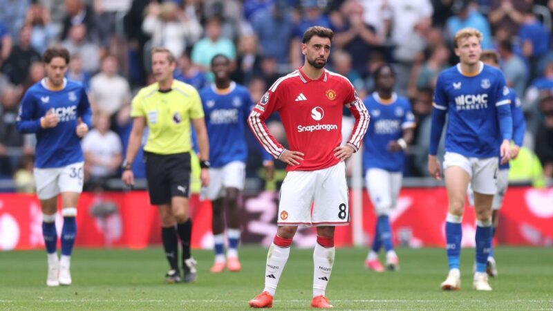 Manchester United 2-2 Everton 96th‑minute draw feels like defeat, Carrick says – implications for title chase and African fans in 2026