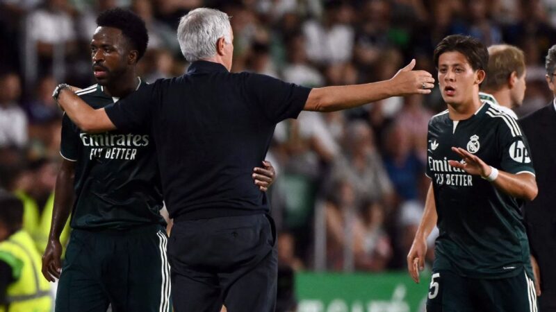 Mourinho says Real Madrid risked everything after 3-2 Elche win, Carlos Espí scores 91st‑minute winner
