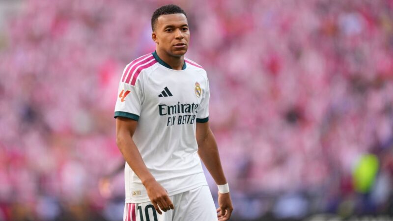 Mbappé refuses to criticize Madrid derby referee after Real Madrid 2-1 loss to Atlético in 2026