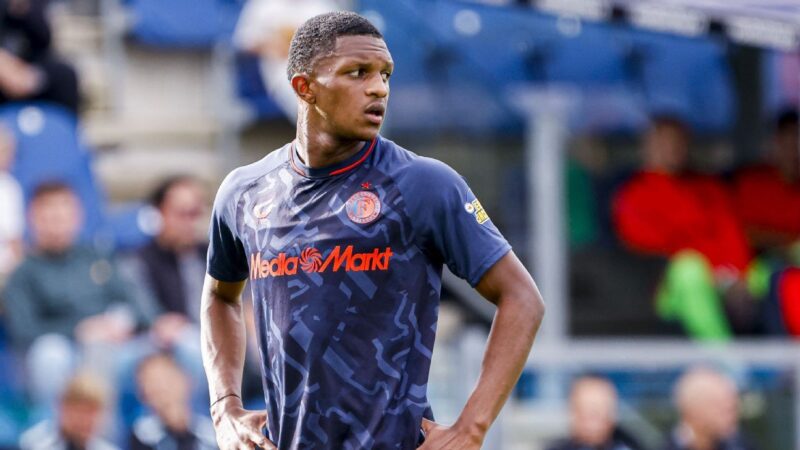 Liverpool, Arsenal and Man City chase Feyenoord right‑back Givairo Read in 2026 transfer window
