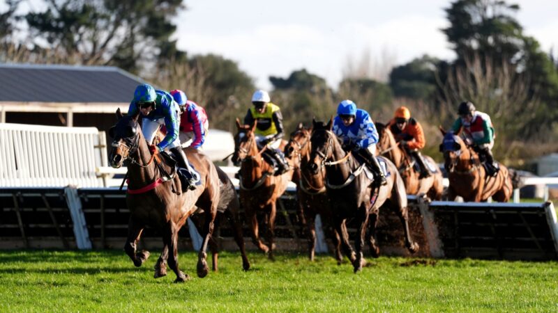Virtual Rock Targets Fontwell Victory After Southwell Win – 2026 UK Racing Update