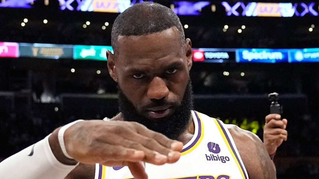 LeBron James signs with Philadelphia 76ers for 2026 season, extending record to 24 years – impact on NBA Africa and diaspora fans