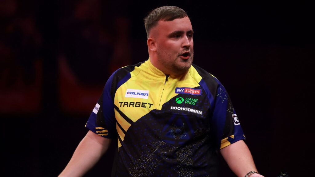 Adrian Lewis says Luke Littler faced unfair crowd treatment at 2026 UK Darts Open