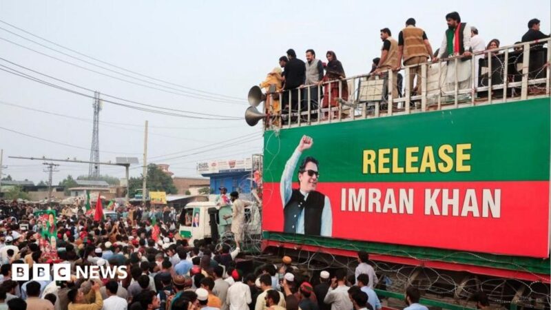 Pakistan locks down Imran Khan’s Lahore stronghold amid protests – risk of backlash and diaspora impact, Oct 2026