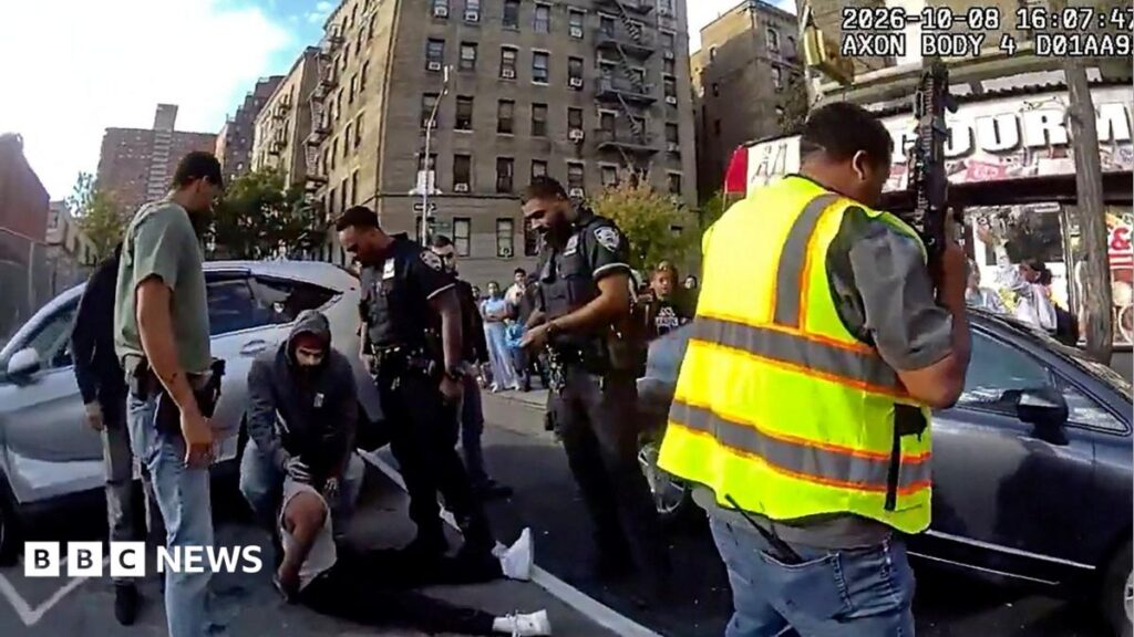 US immigration officials defend ICE agents who shot Oscar Belgal in car with child, 2026