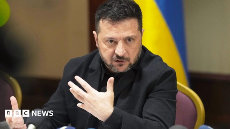 Russia blames Ukraine for oil refinery attack after Zelensky vows to resume energy strikes, 2026