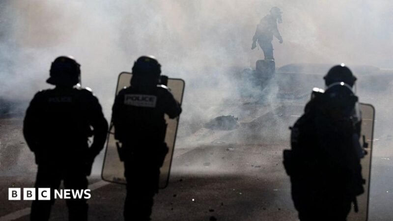 France teen loses hand in Pas-de-Calais protest, raising questions on police tactics and diaspora impact