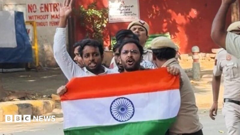 India Election Chief Detained After Delhi ‘Cockroach’ Protest Over Voter List Revision Sparks 2026 Democratic Debate