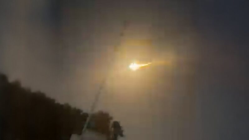 Mysterious luminous object over Tripoli, Libya filmed with explosion – 2026 incident