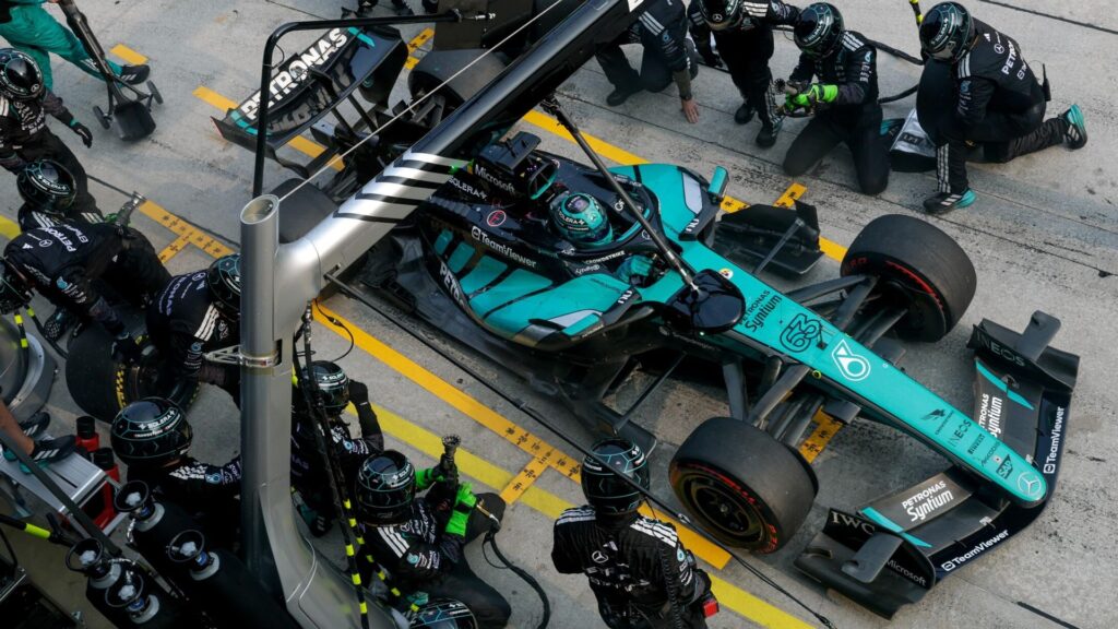 Russell to start from back at 2026 Singapore GP after Mercedes engine change penalty